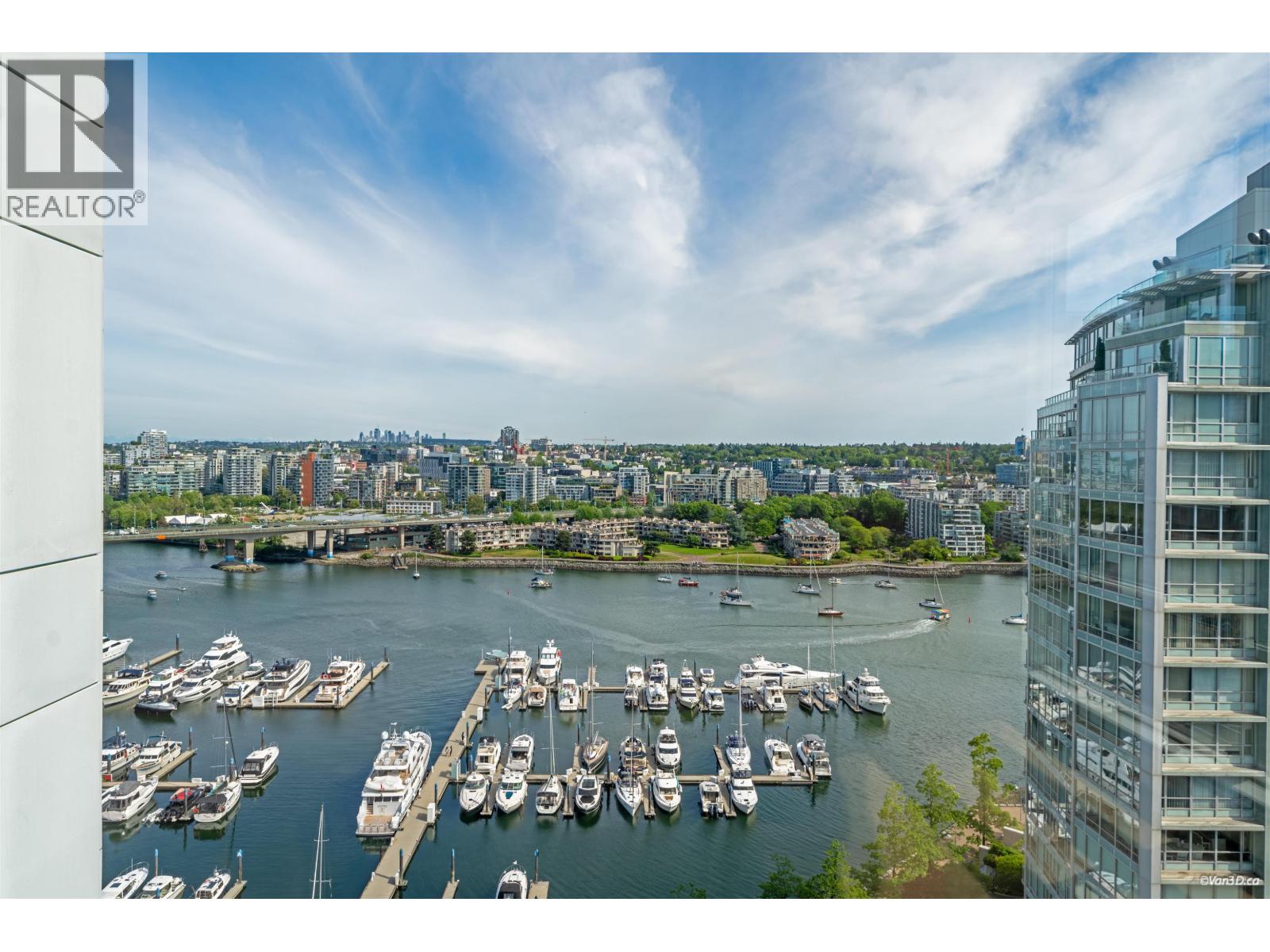 2206 1201 MARINASIDE CRESCENT|Vancouver, British Columbia V6Z2V2