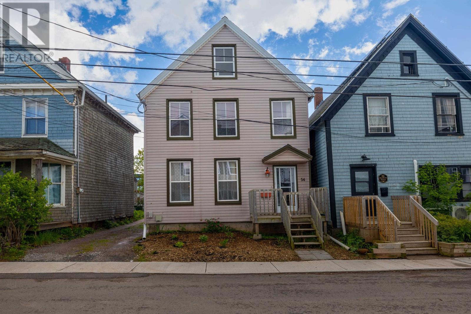 54 Bayfield Street