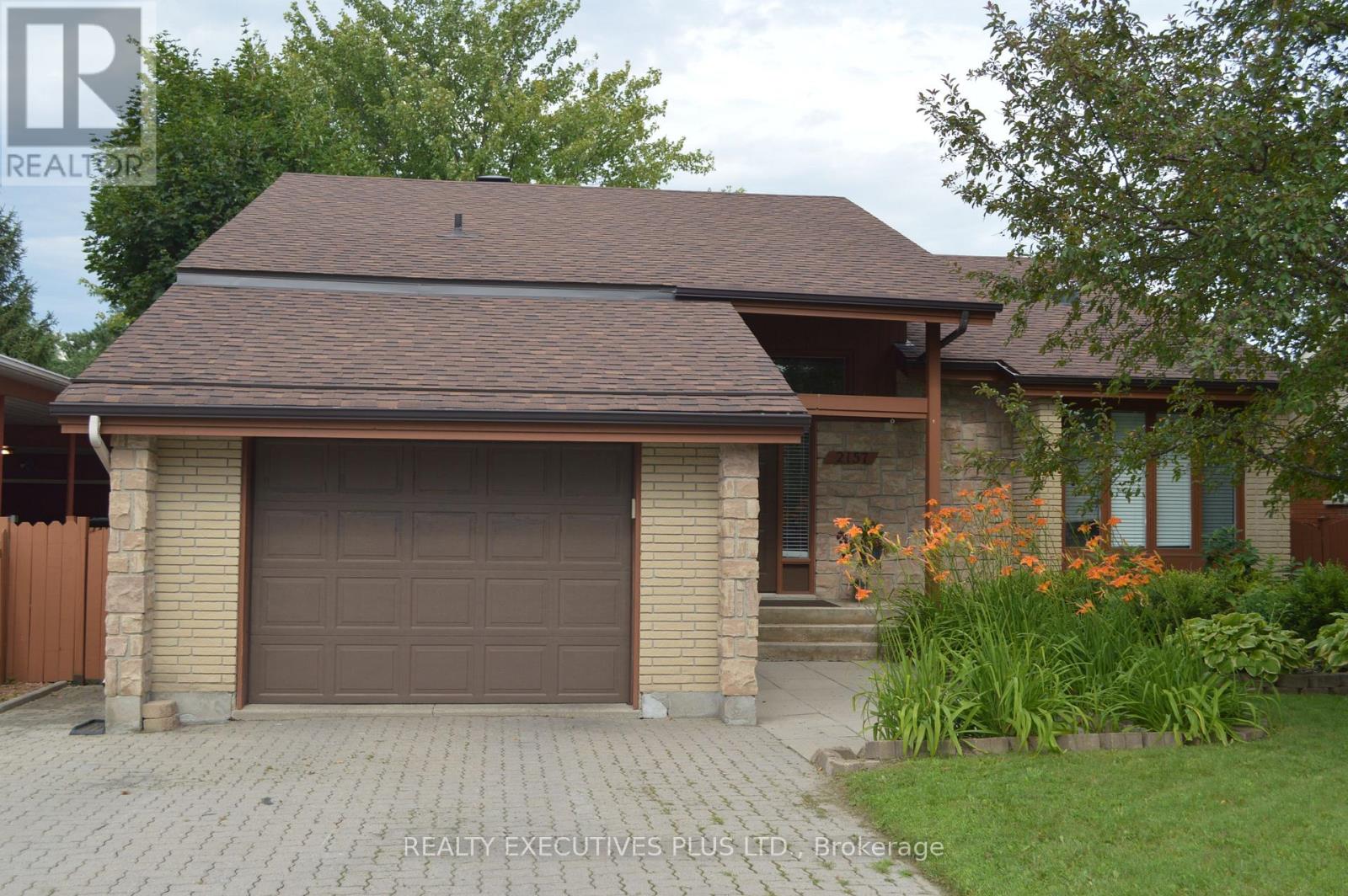 2157 BOYER ROAD