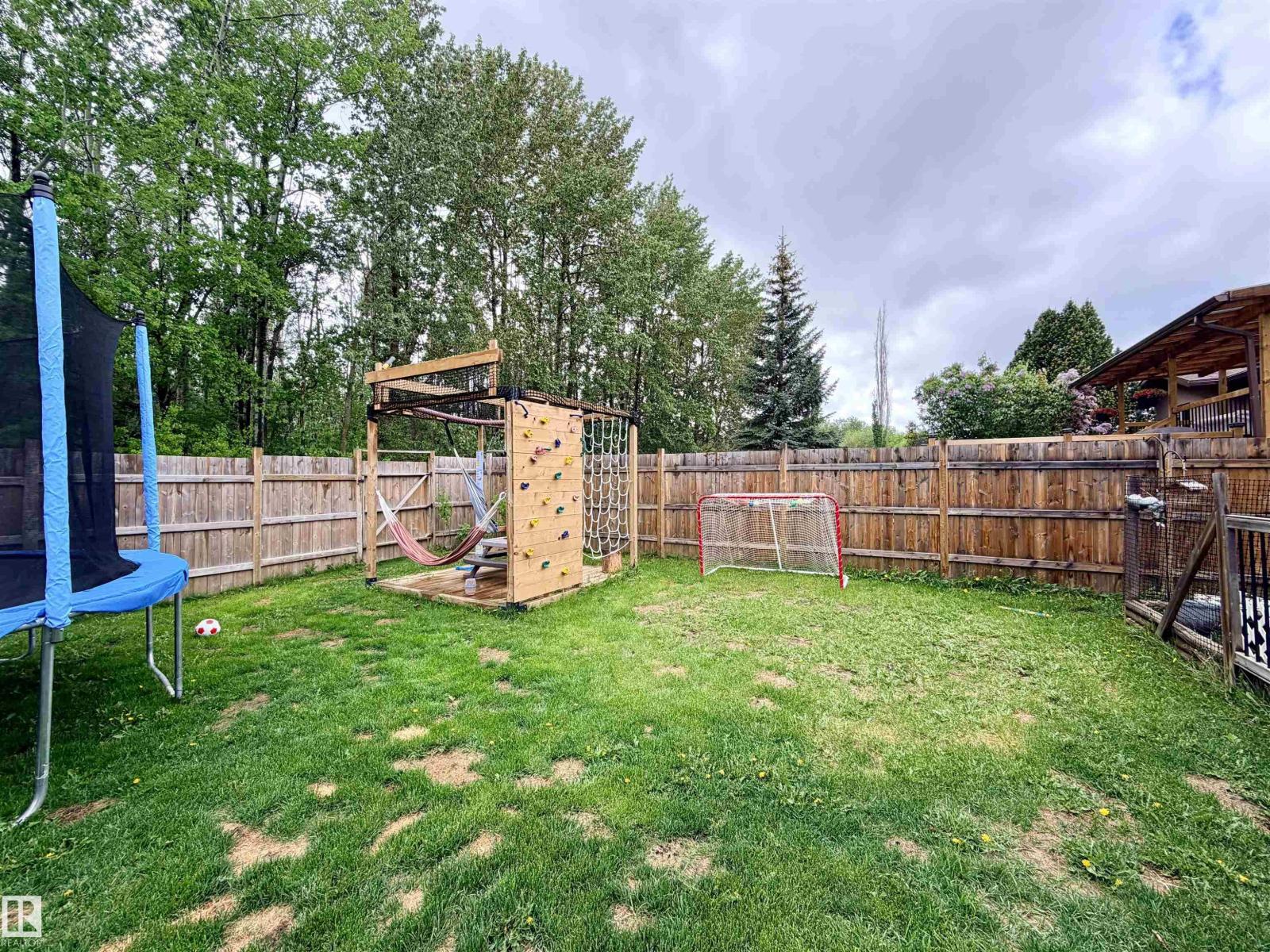 For sale: 4011 Meier AV, Drayton Valley, Alberta T7A1B1 - E4491367