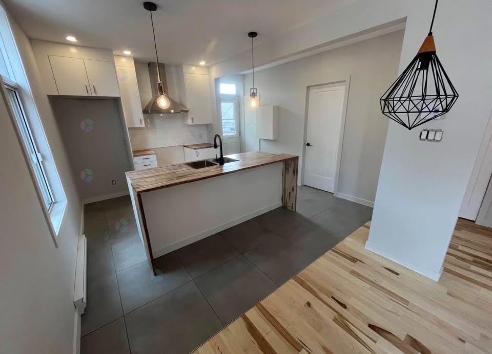 7952 Rue St-Hubert