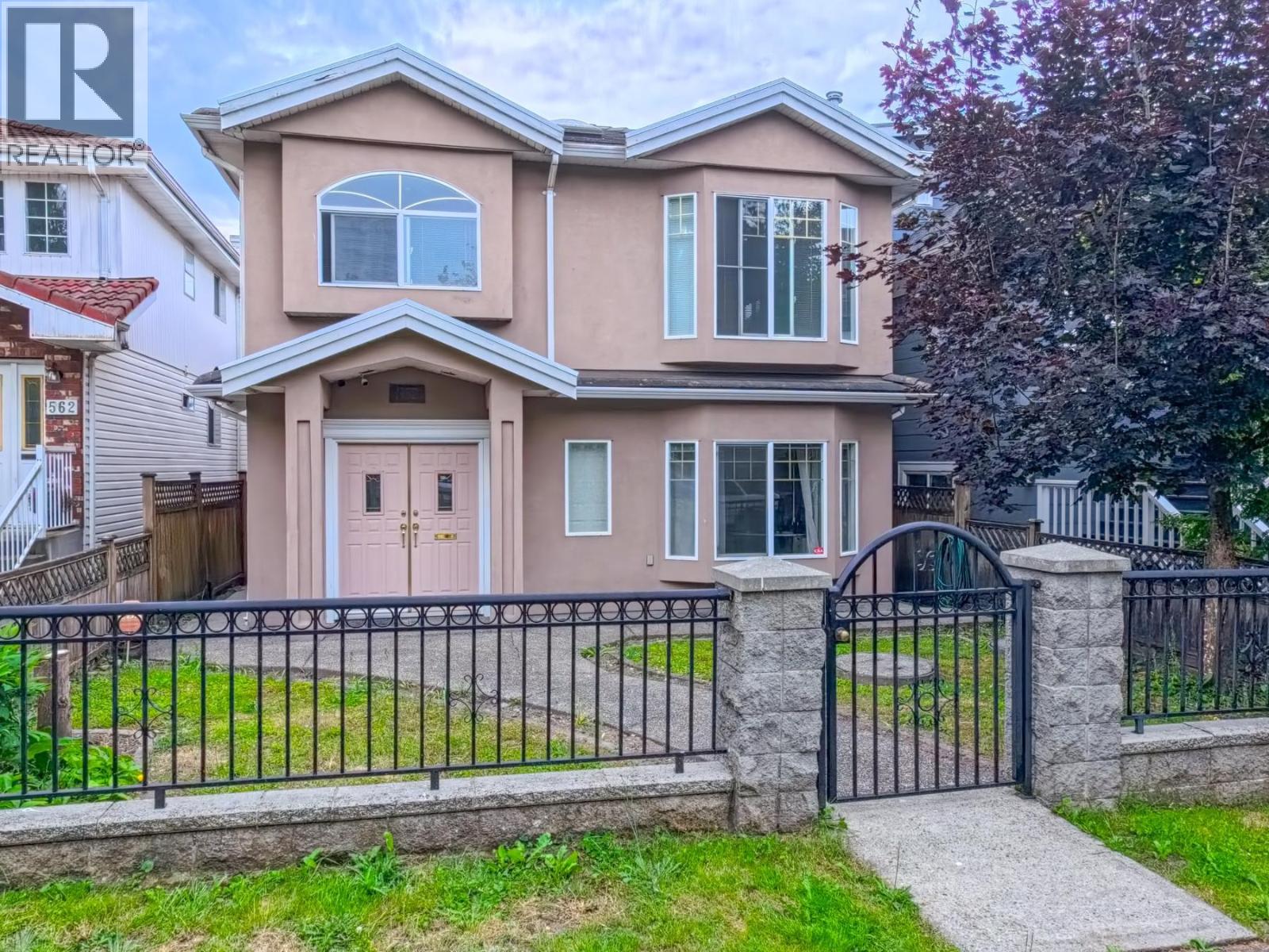 552 E 50TH AVENUE|Vancouver, British Columbia V5X1B2