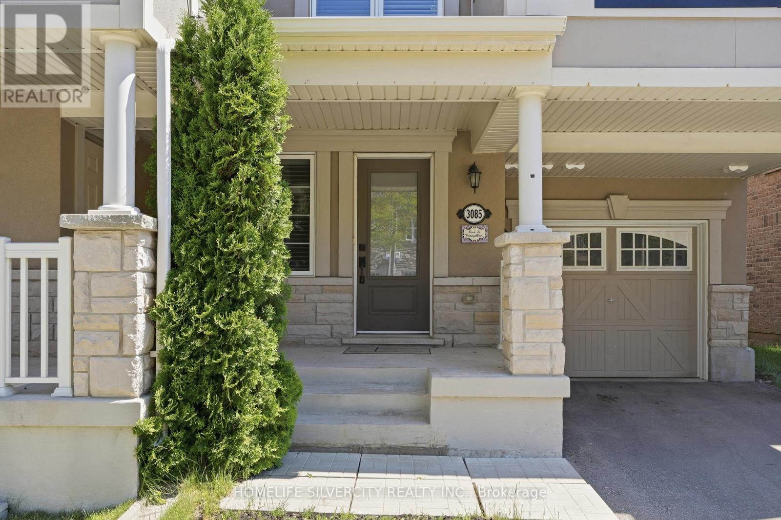 Row / Townhouse for Sale in 3085 MISTLETOE GARDENS|Oakville (GO Glenorchy), Ontario L6M0Y7 3