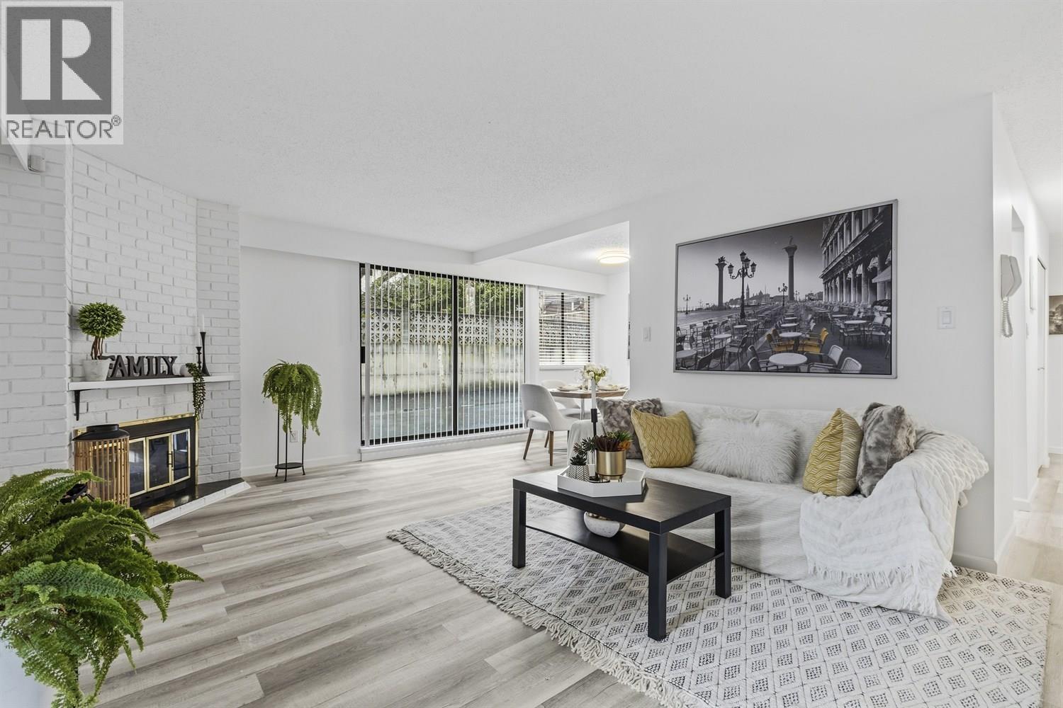 104 425 ASH STREET|New Westminster, British Columbia V3M3N2