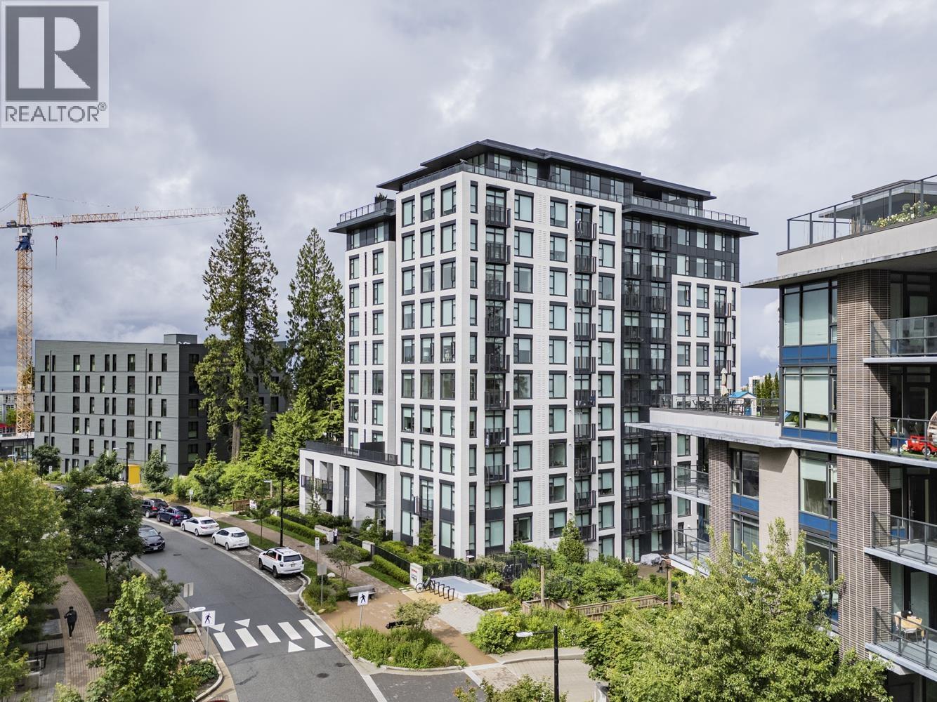 809 8750 UNIVERSITY CRESCENT|Burnaby, British Columbia V5A0G9