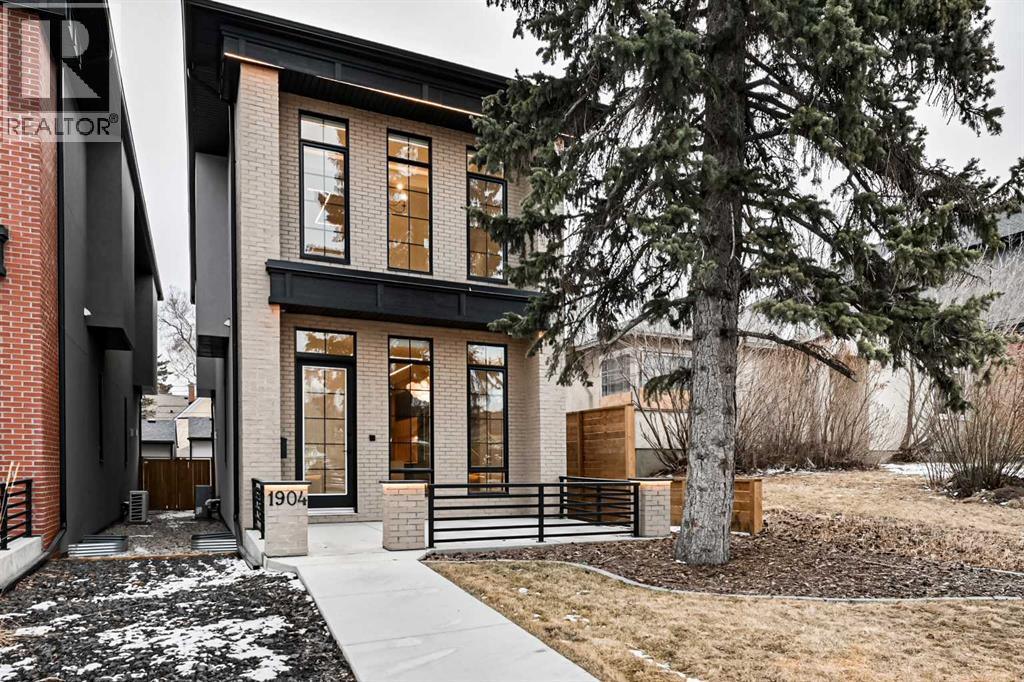 House for Sale in 1904 13 Street SW|Calgary, Alberta T2T3P6 3
