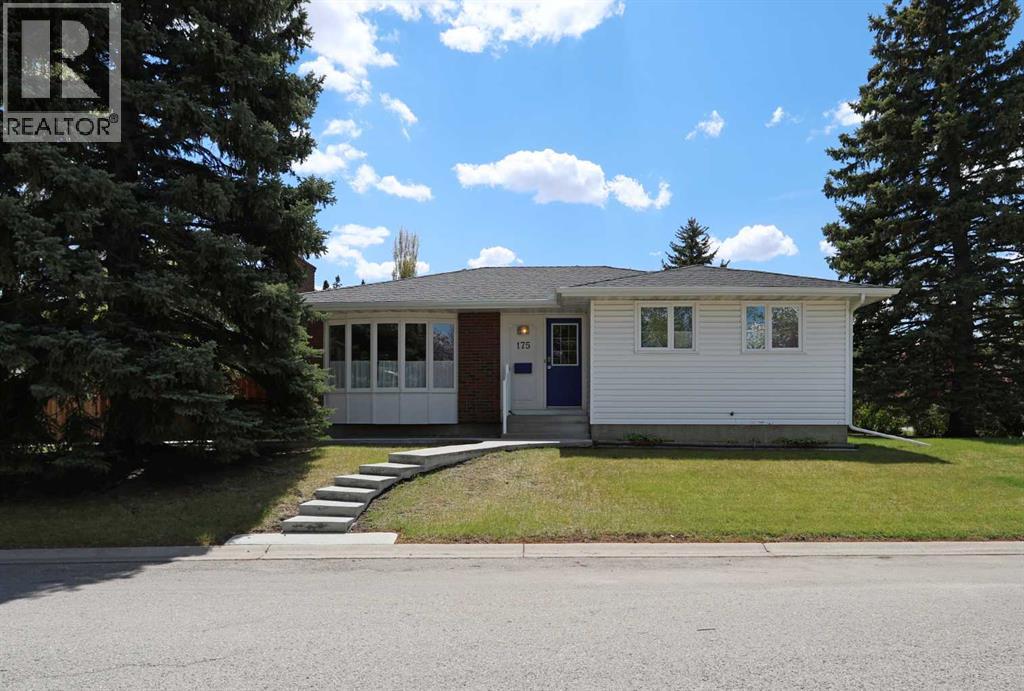 House for Sale in 175 Brabourne Road SW|Calgary, Alberta T2W2W2