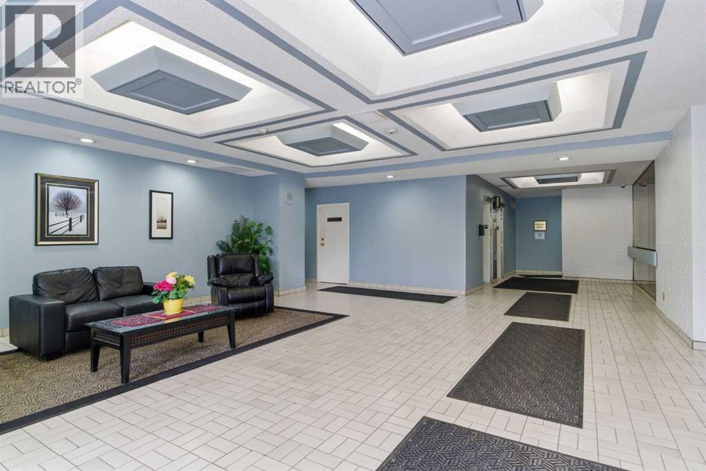 Apartment for Sale in 806, 924 14 Avenue SW|Calgary, Alberta T2R0N7 3