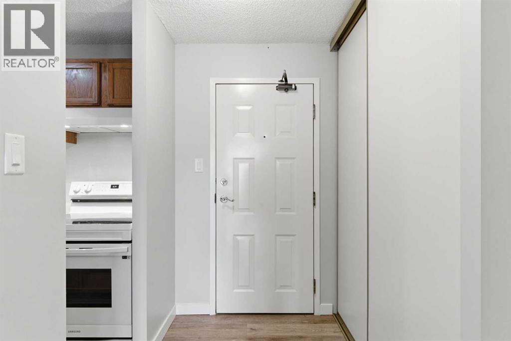 Apartment for Sale in 806, 924 14 Avenue SW|Calgary, Alberta T2R0N7 5