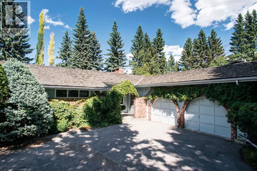 House for Sale in 6720 Leaside Drive S|Calgary, Alberta T3E6H5