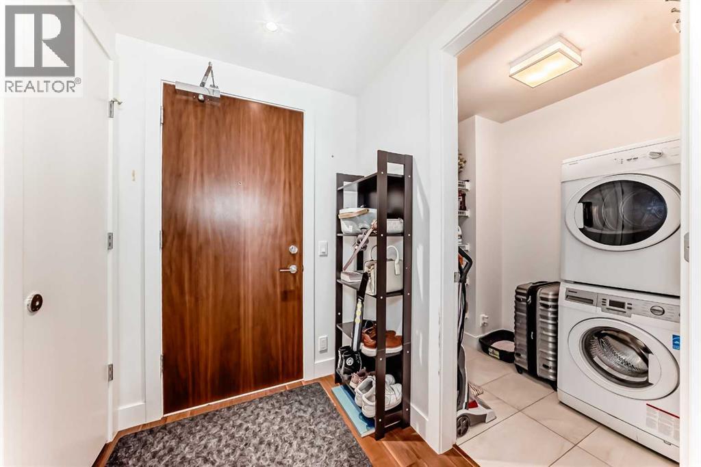 Apartment for Sale in 514, 1025 5 Avenue SW|Calgary, Alberta T2P1N4 4