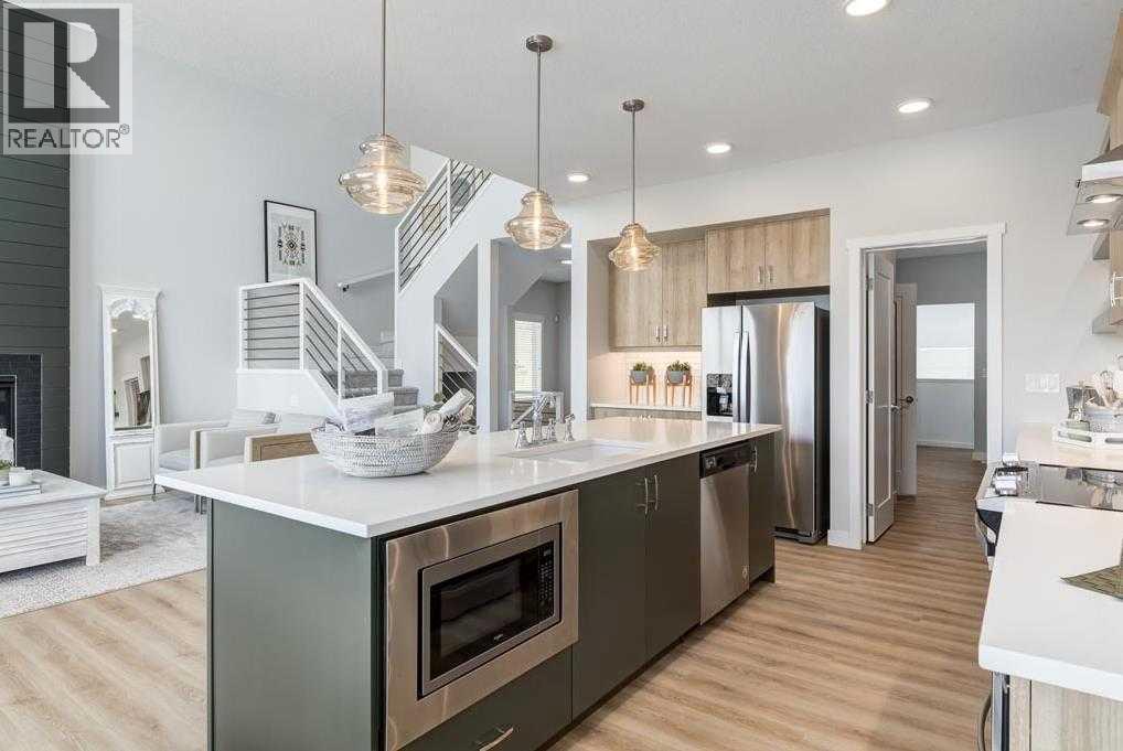 House for Sale in 26 Rodelle Common NW|Calgary, Alberta T3L0N2 3