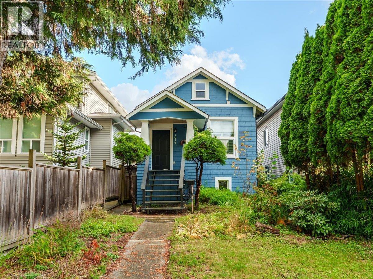 1016 TENTH AVENUE|New Westminster, British Columbia V3M3H6