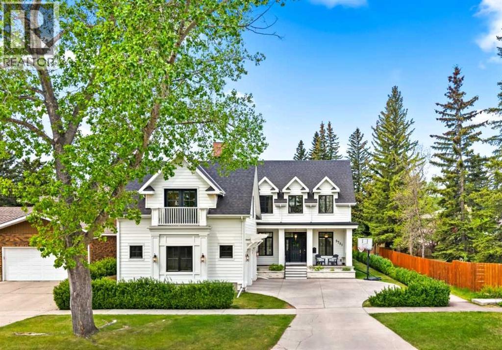 House for Sale in 3731 37 Street NW|Calgary, Alberta T2L2J2 2
