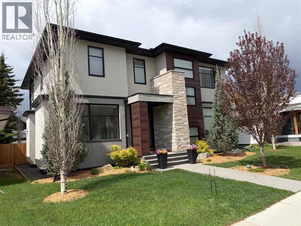 House for Sale in 5927 34 Street SW|Calgary, Alberta T3E5L7
