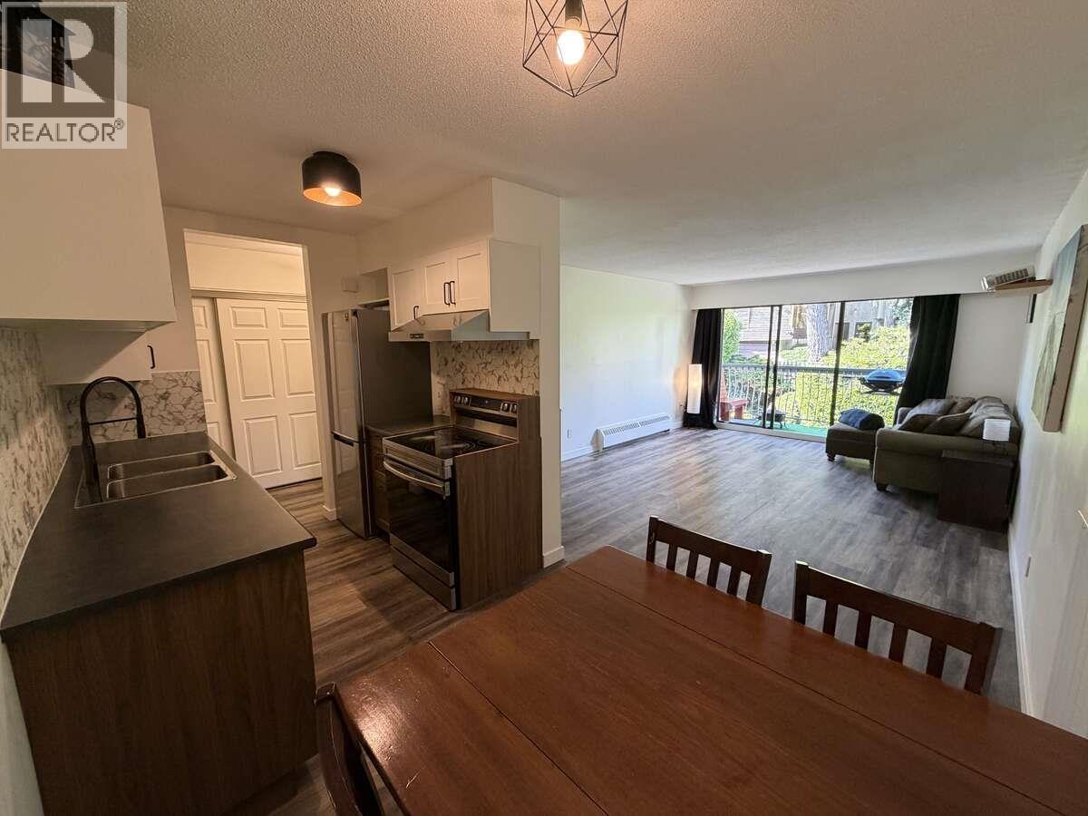 208 1045 HOWIE AVENUE|Coquitlam, British Columbia V3J1T5