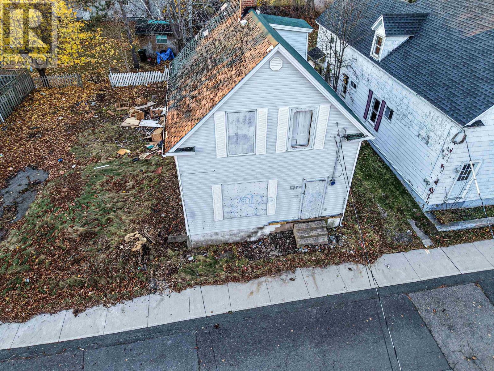 72 Pleasant Street, North Sydney, Nova Scotia B2A1L5