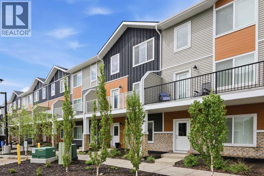 Row / Townhouse for Sale in 602, 335 Creekside Boulevard SW|Calgary, Alberta T2X5L1 2