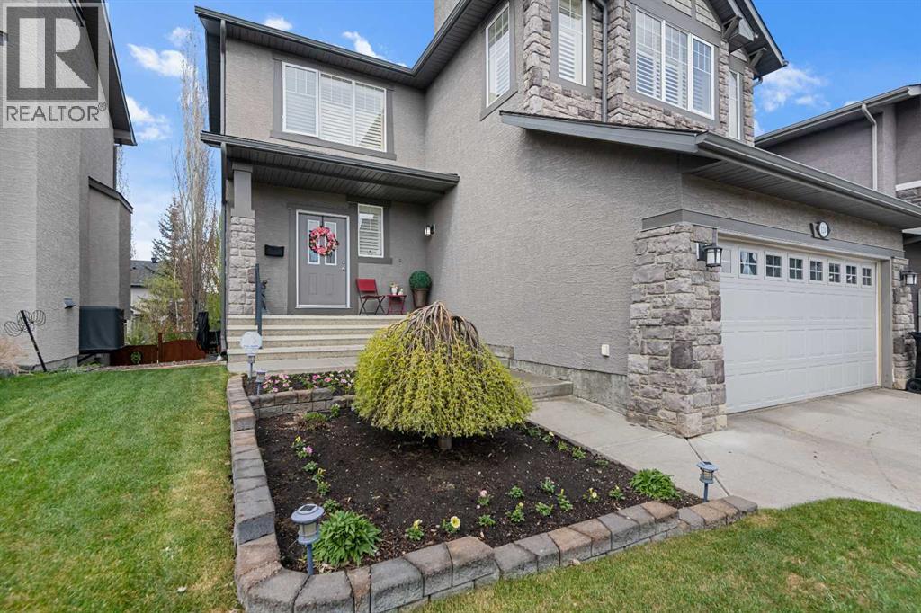 House for Sale in 124 Evergreen Circle SW|Calgary, Alberta T2Y0C1 2