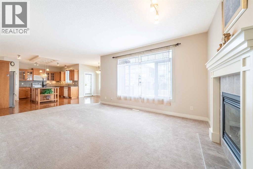 House for Sale in 107 Panatella Close NW|Calgary, Alberta T3K6C6 3