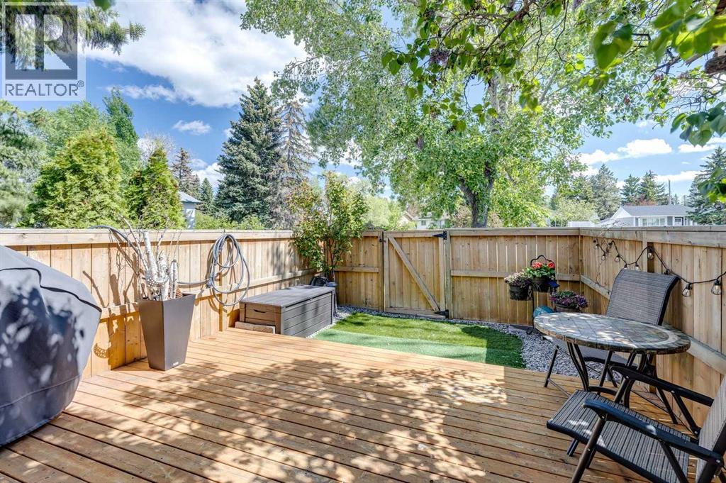 Row / Townhouse for Sale in 83, 4810 40 Avenue SW|Calgary, Alberta T3E1E5 2