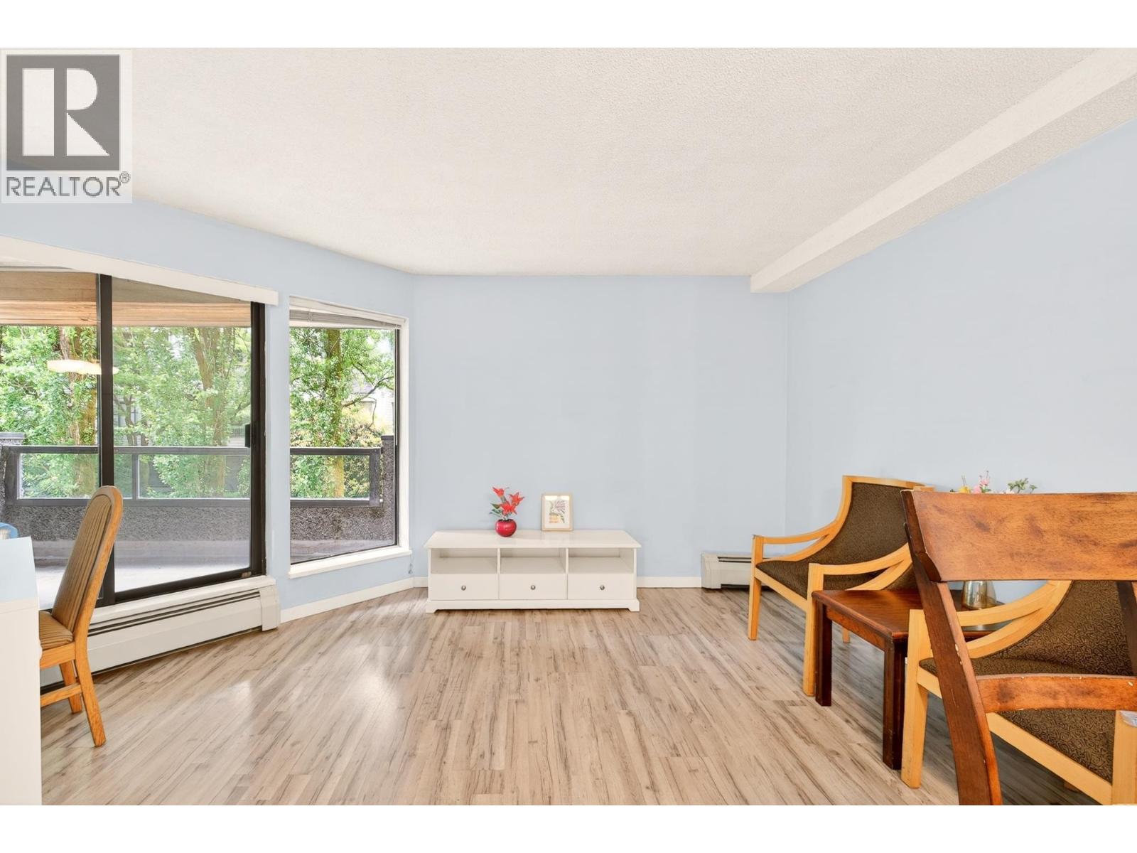 102 8460 ACKROYD ROAD|Richmond, British Columbia V6X3E9