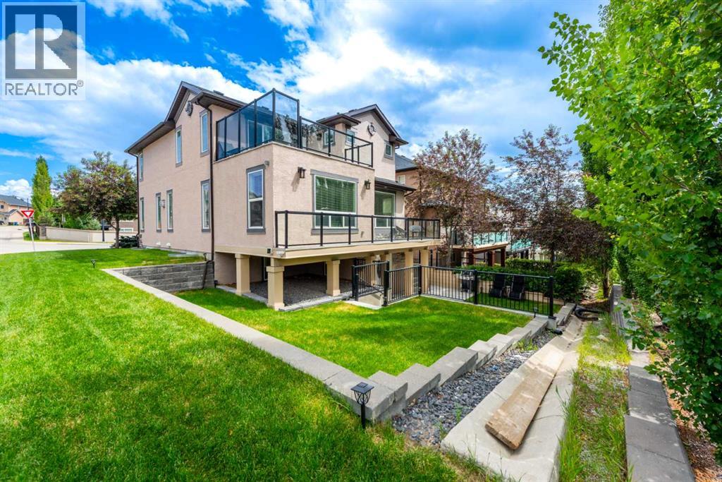 House for Sale in 35 Aspen Stone Way SW|Calgary, Alberta T3H0L6 3