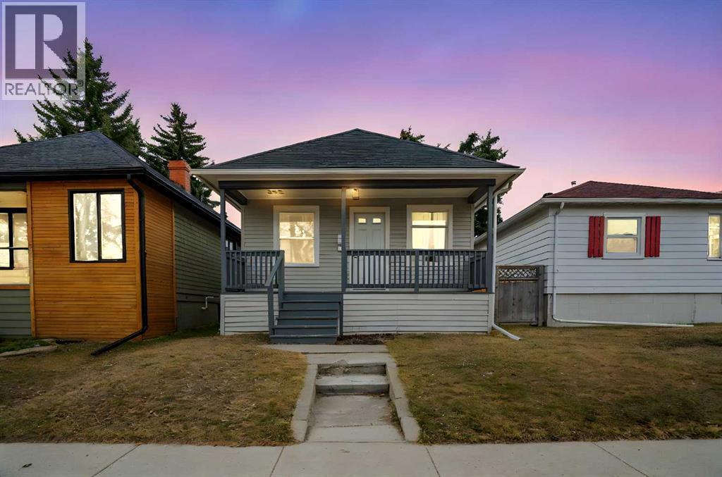 House for Sale in 317 18 Avenue NW|Calgary, Alberta T2M0T4