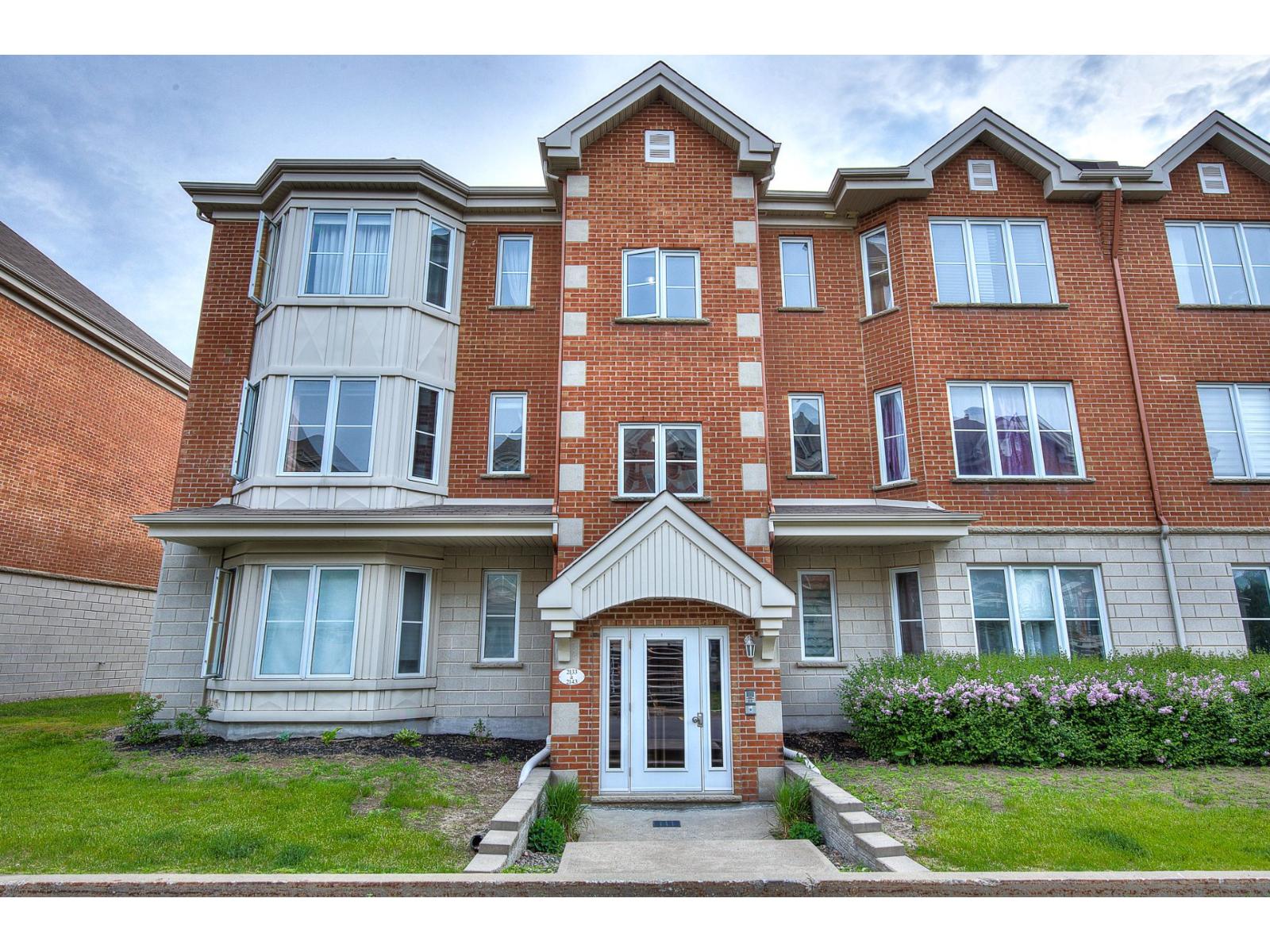 2143 Av. de la Gare