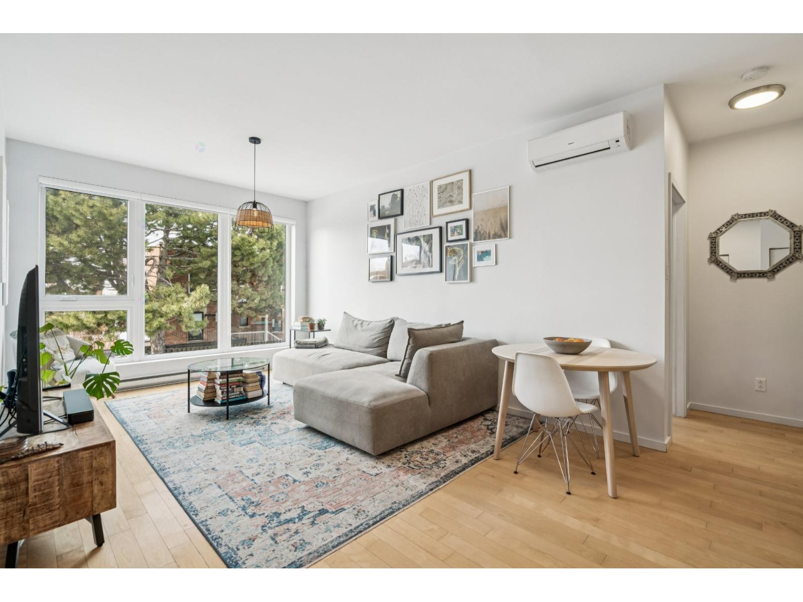 10700 Rue Berri, #205, Montréal (Ahuntsic-Cartierville), Quebec H3L2H4