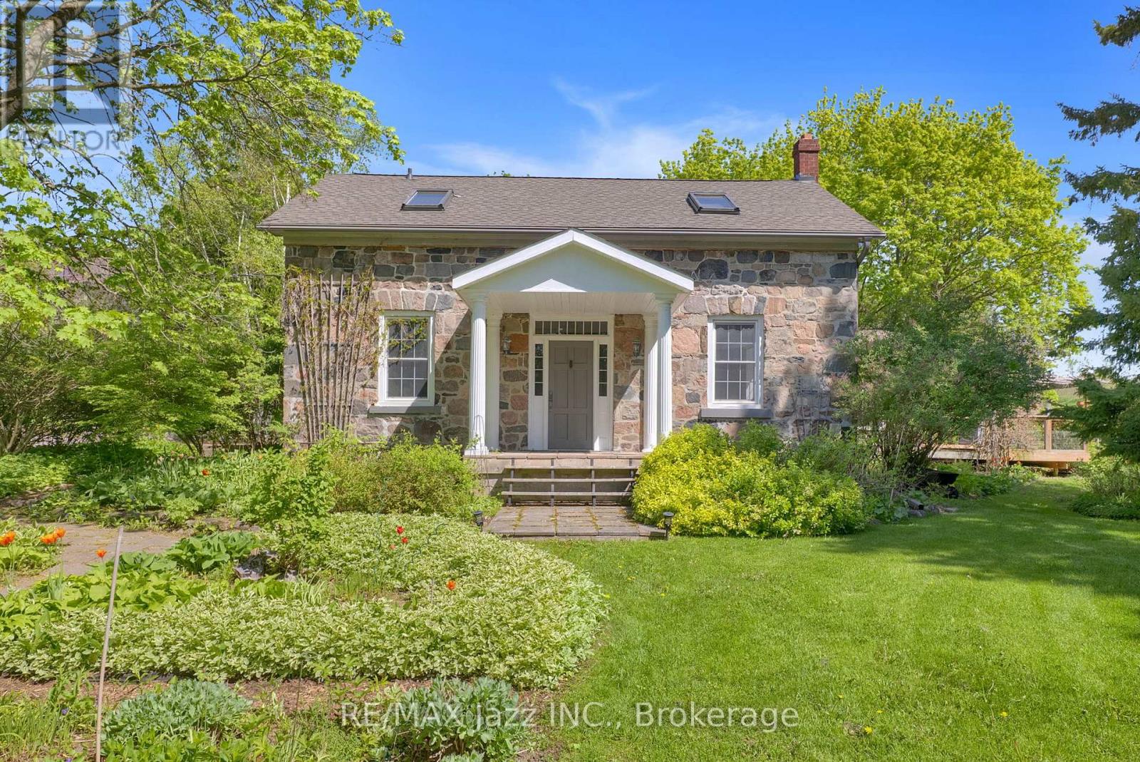 2402 GANARASKA ROAD