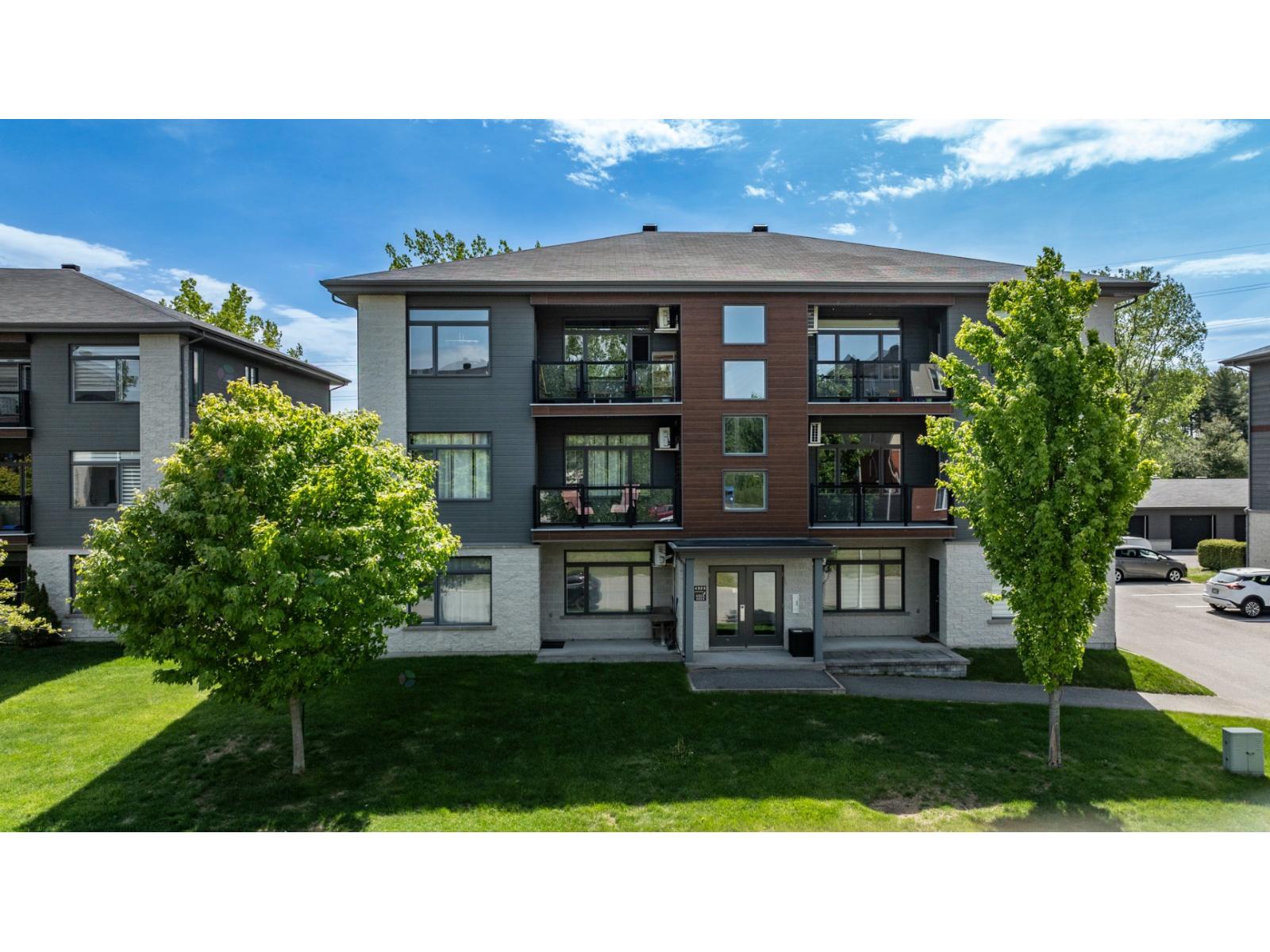4520 Rue Jean-Paul-Diamond