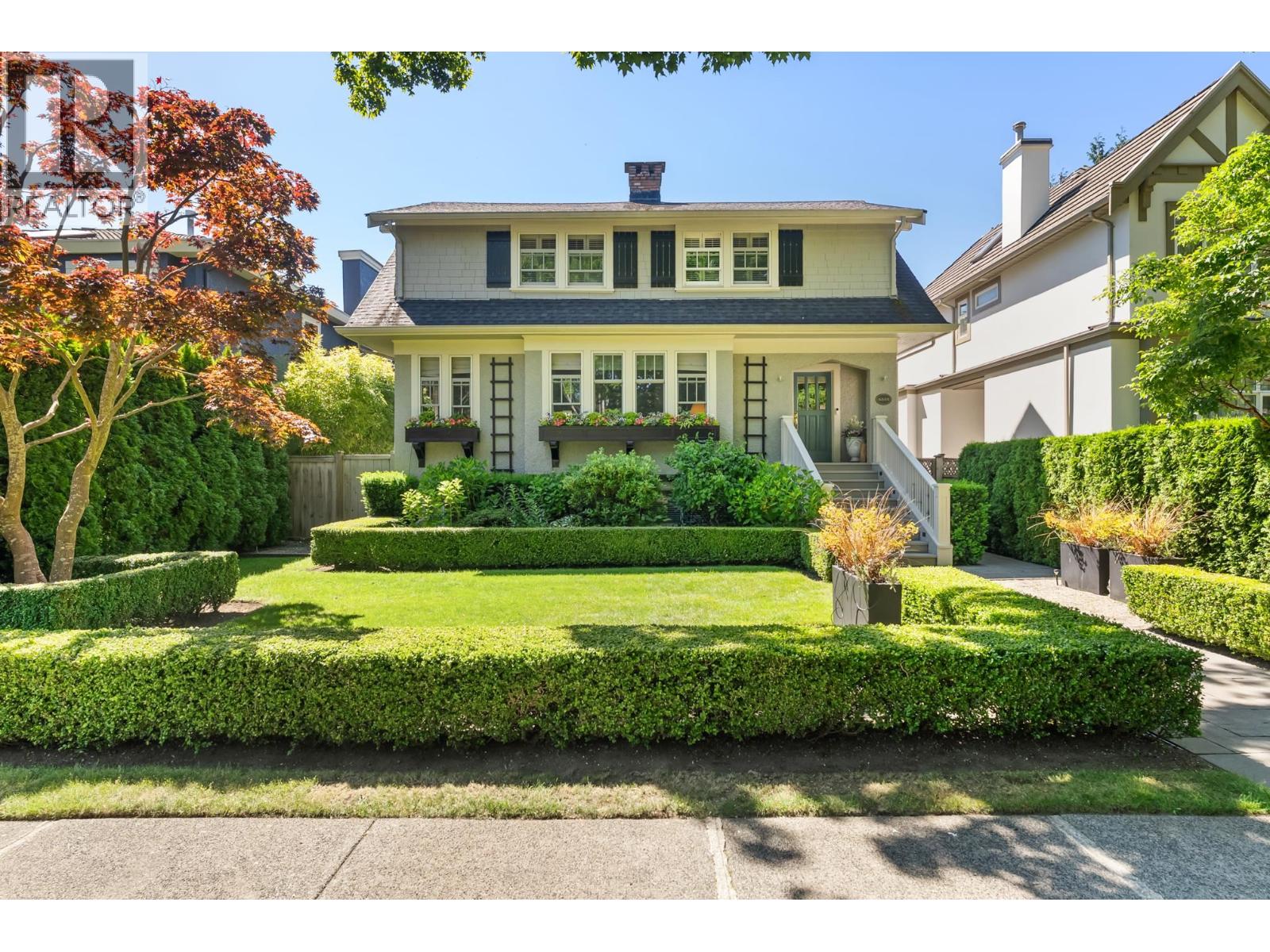 6555 LABURNUM STREET|Vancouver, British Columbia V6P5M4
