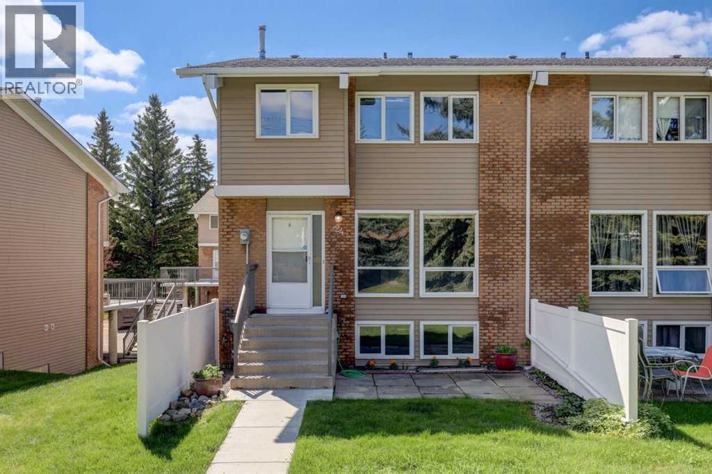 Row / Townhouse for Sale in 24, 116 Silver Crest Drive|Calgary, Alberta T3B4B9