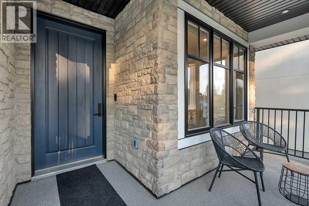 House for Sale in 2424 35 Street SW|Calgary, Alberta T3E2Y1 2