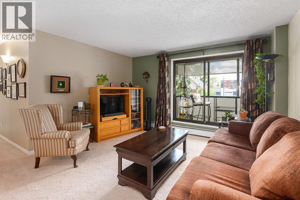 Apartment for Sale in 210, 111 14 Avenue SE|Calgary, Alberta T2G4Z8 5