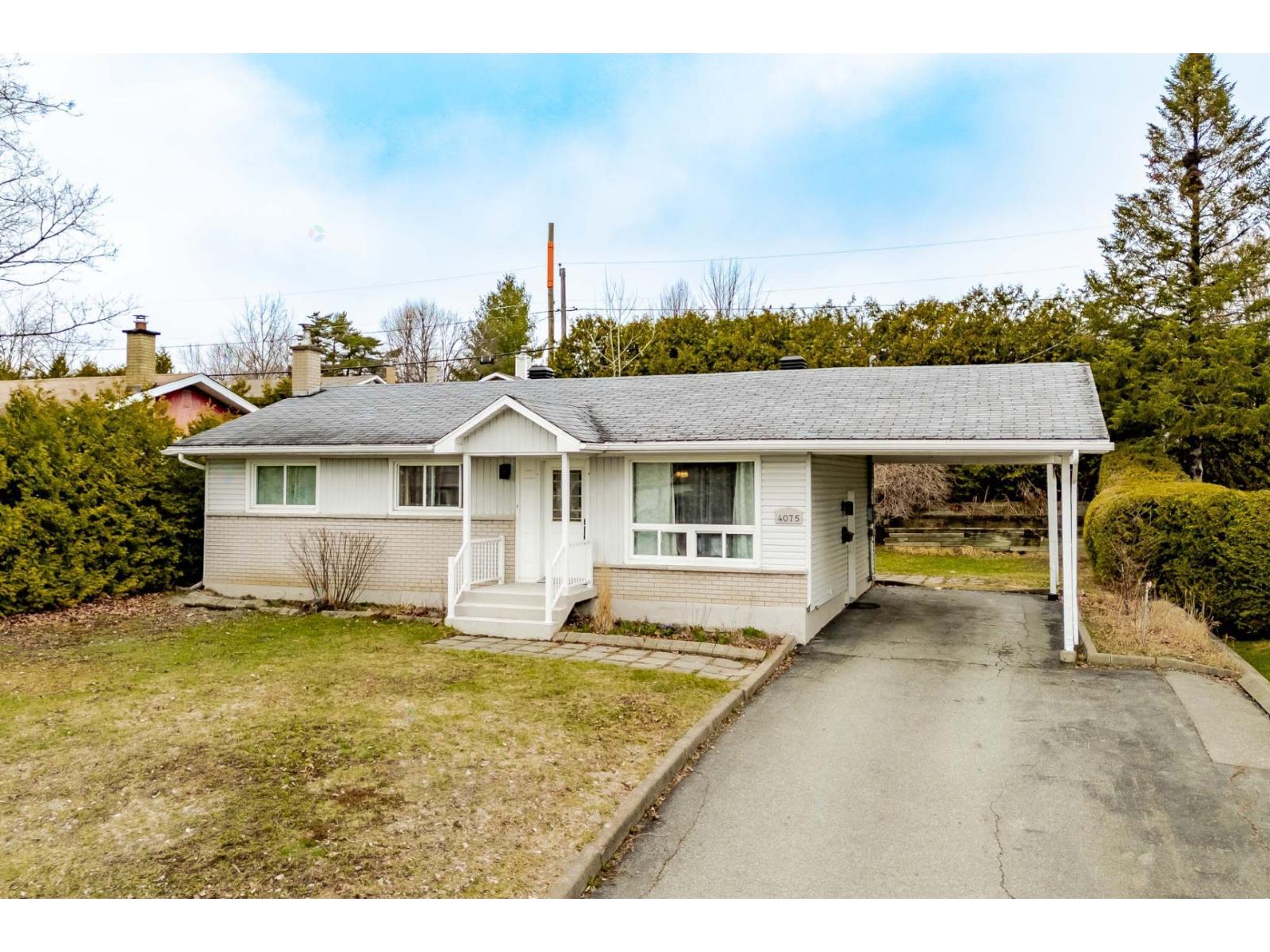 4075 Rue de la Prairie
