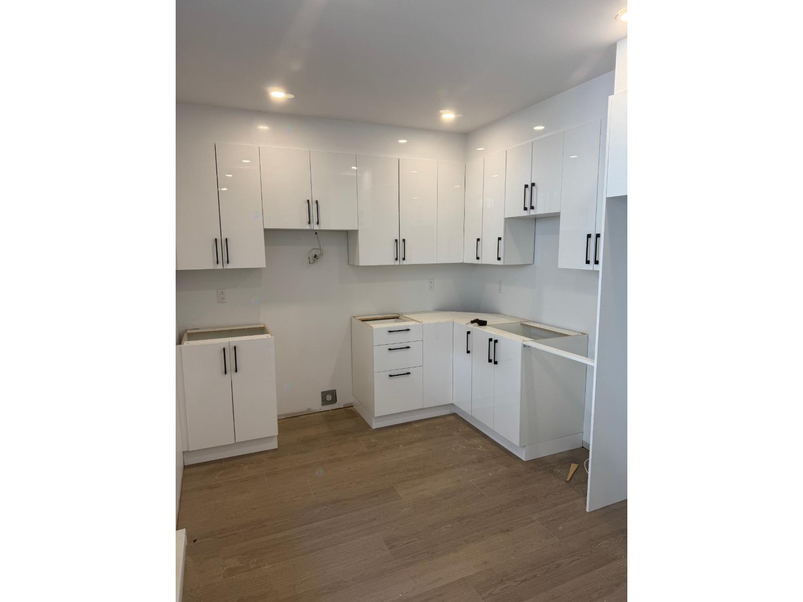 6355 Av. Henri-Julien