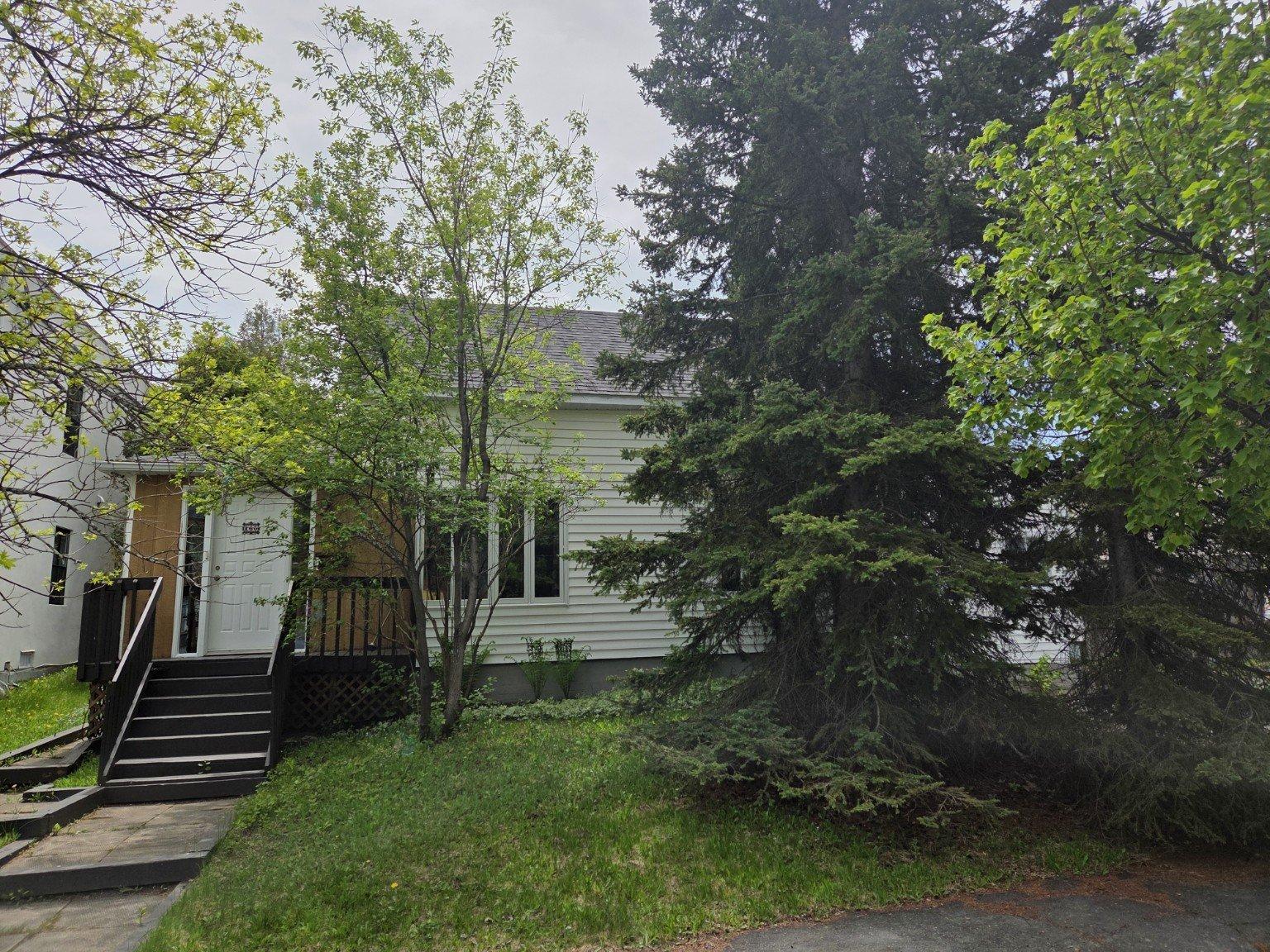 160 Av. Chadbourne