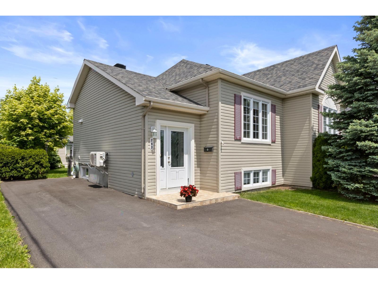 243 Rue Roquemaure