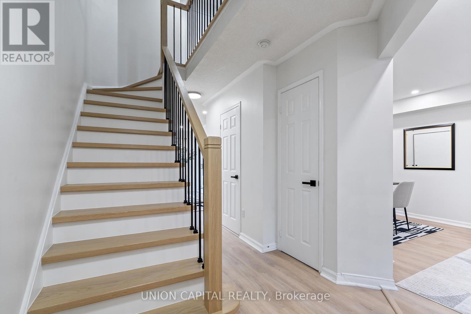Row / Townhouse for Sale in 106 - 2555 THOMAS STREET|Mississauga (Central Erin Mills), Ontario L5M5P6 5