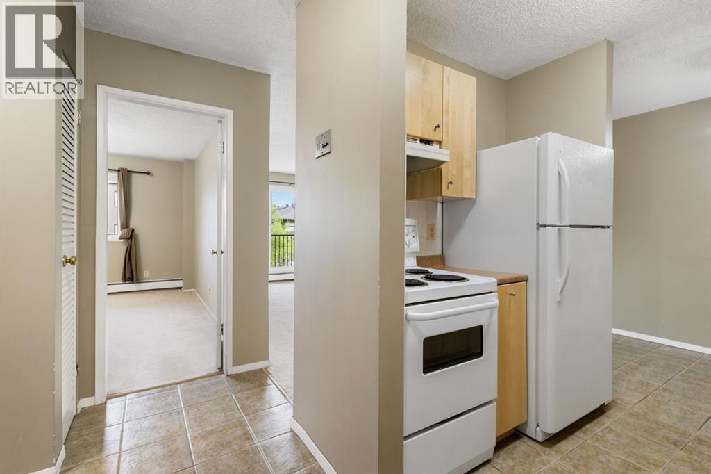 Apartment for Sale in 307, 635 56 Avenue SW|Calgary, Alberta T2V0G9 4