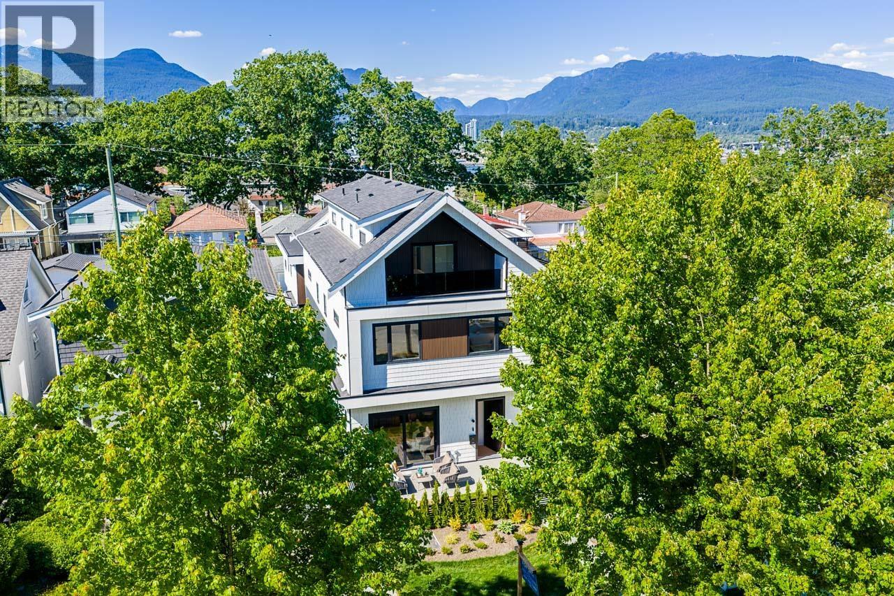 1 2875 CAMBRIDGE STREET|Vancouver, British Columbia V5J3Z1