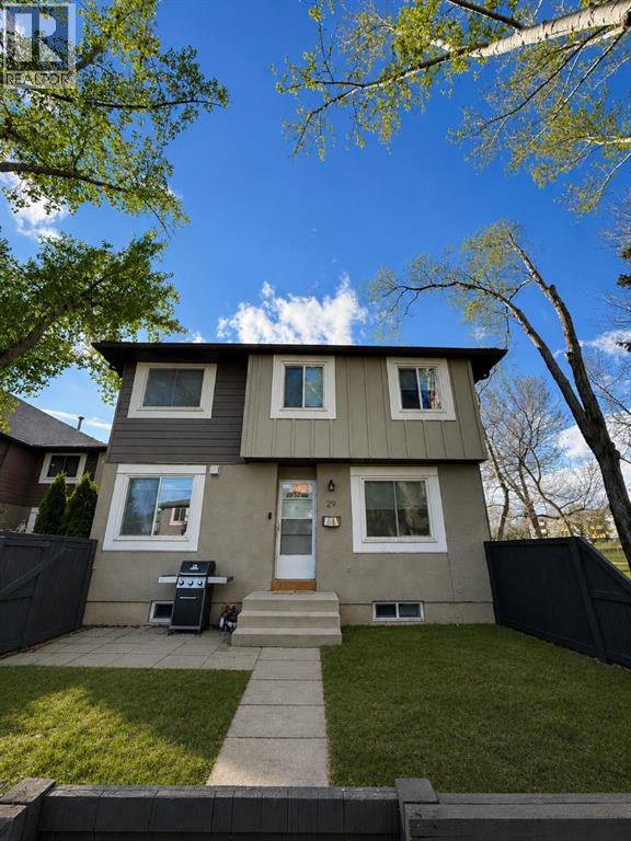 Row / Townhouse for Sale in 29, 4936 Dalton Drive NW|Calgary, Alberta T3A2E4