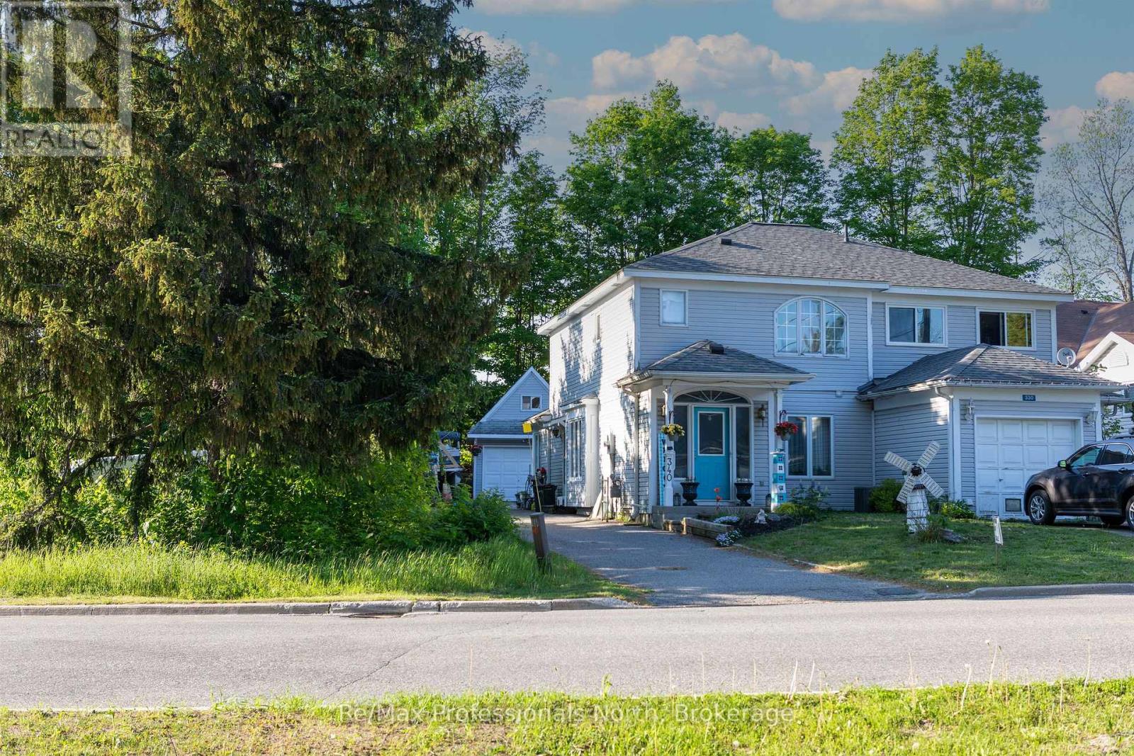 340 JAMES STREET W