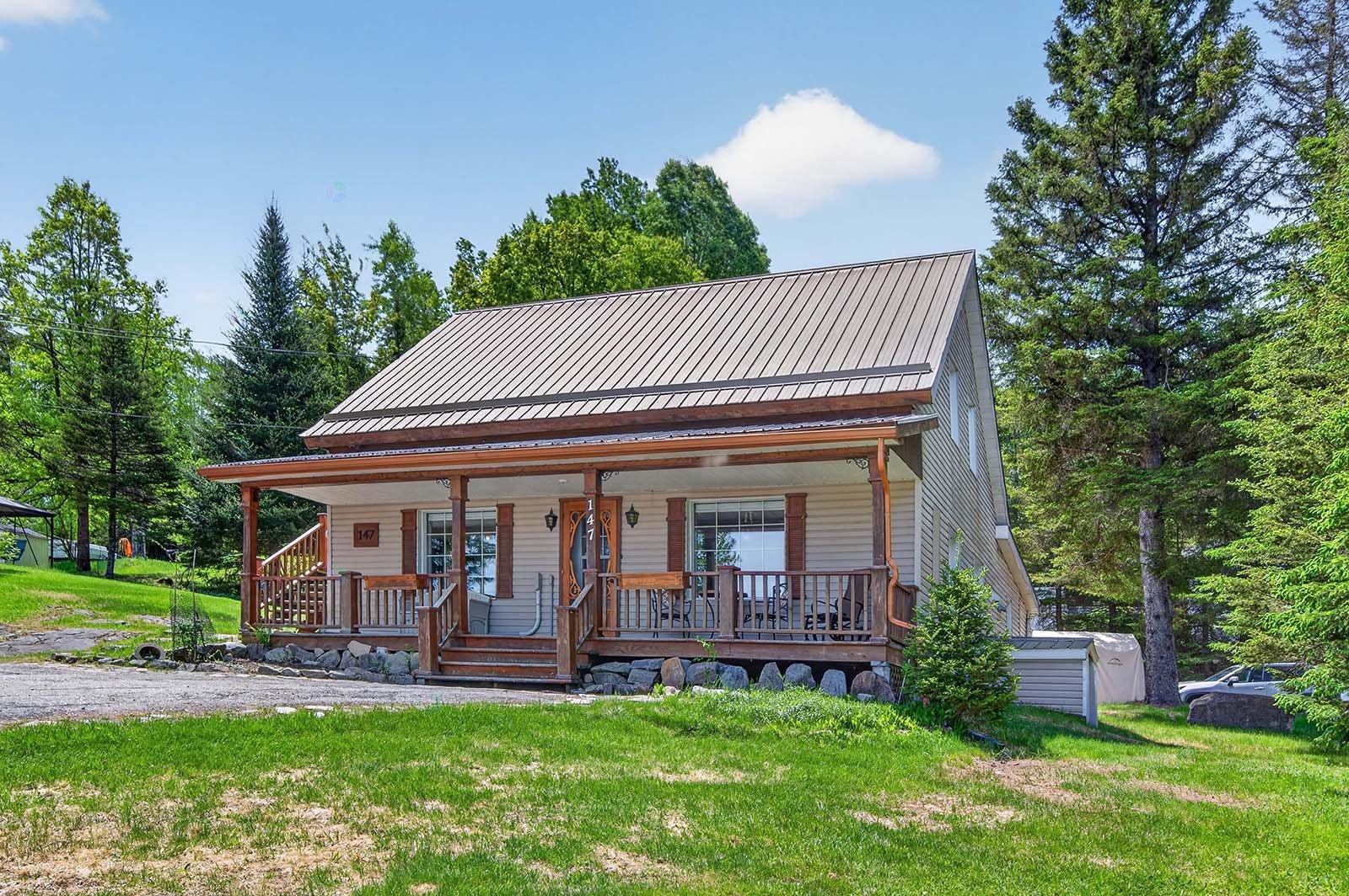 147 Rue Labelle S.