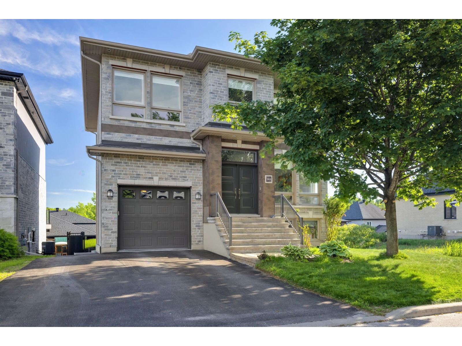 263 Rue de St-Vallier