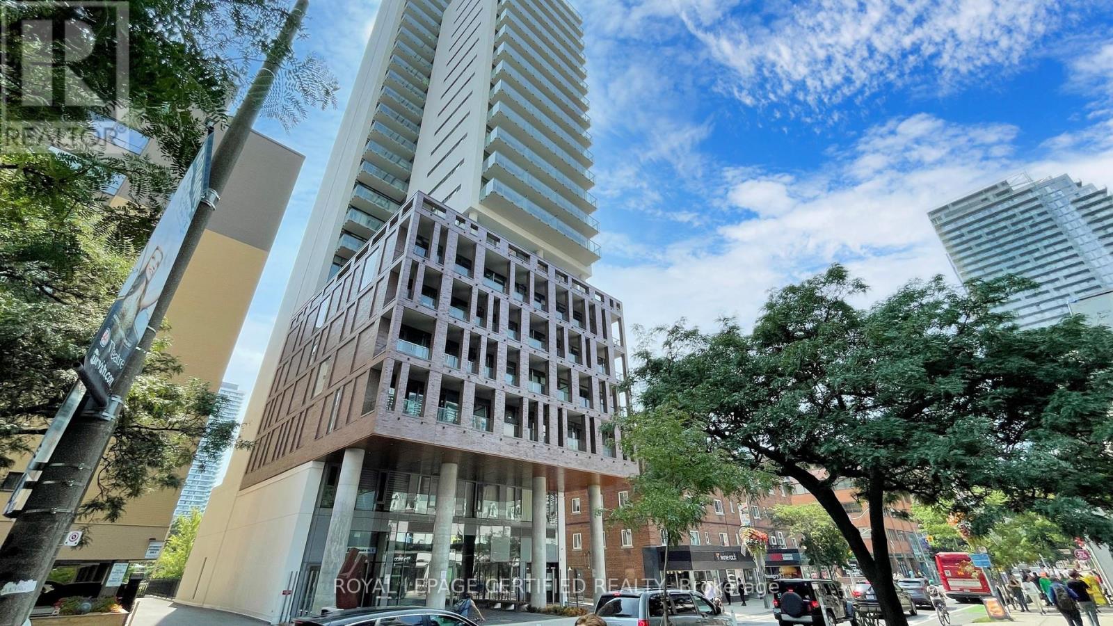 #P1-11 - 81 WELLESLEY STREET, Toronto (Church-Yonge Corridor), Ontario M4Y0C5
