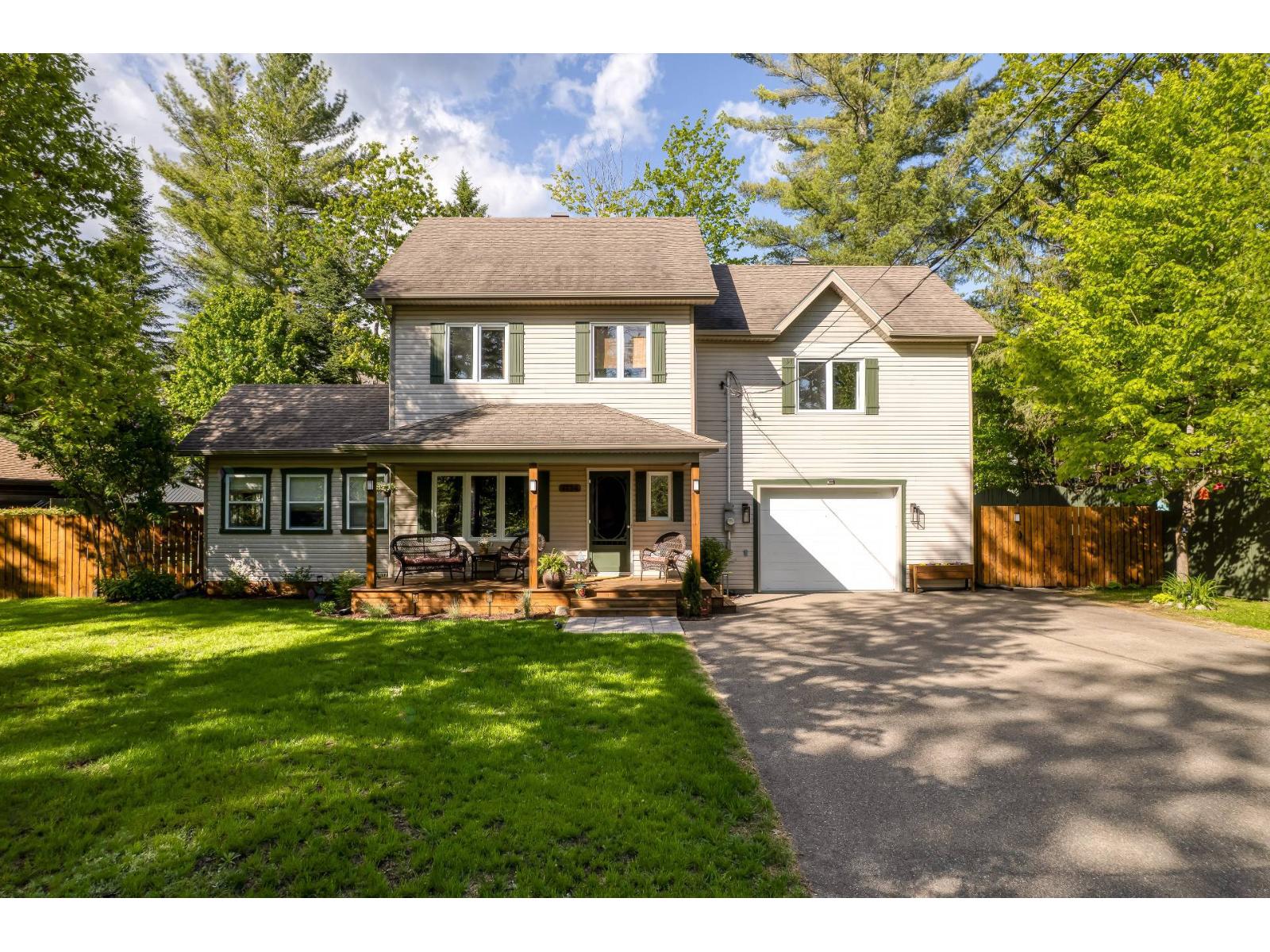 4134 Rue Frontenac
