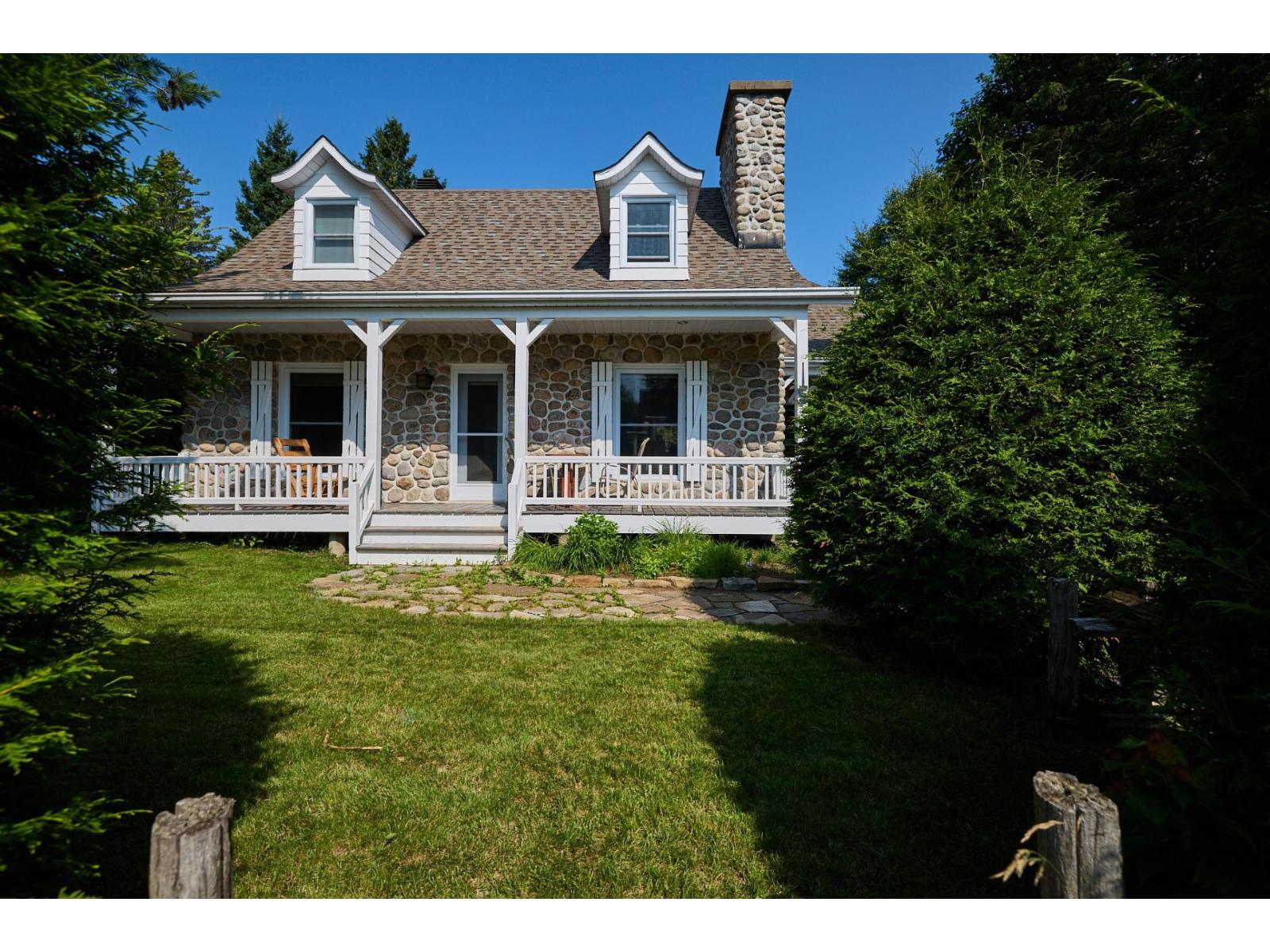250 Rue Brisson